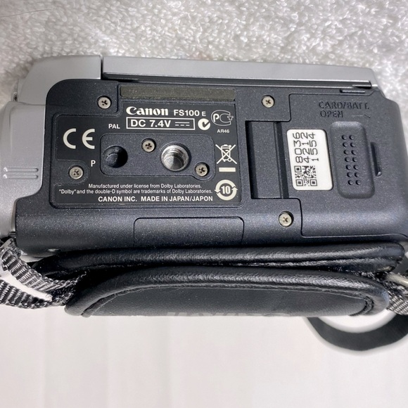 Canon FS100 Digital Video Camcorder Camera Silver Untested - Picture 4 of 15